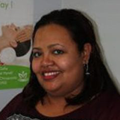 Yemi, massage therapist